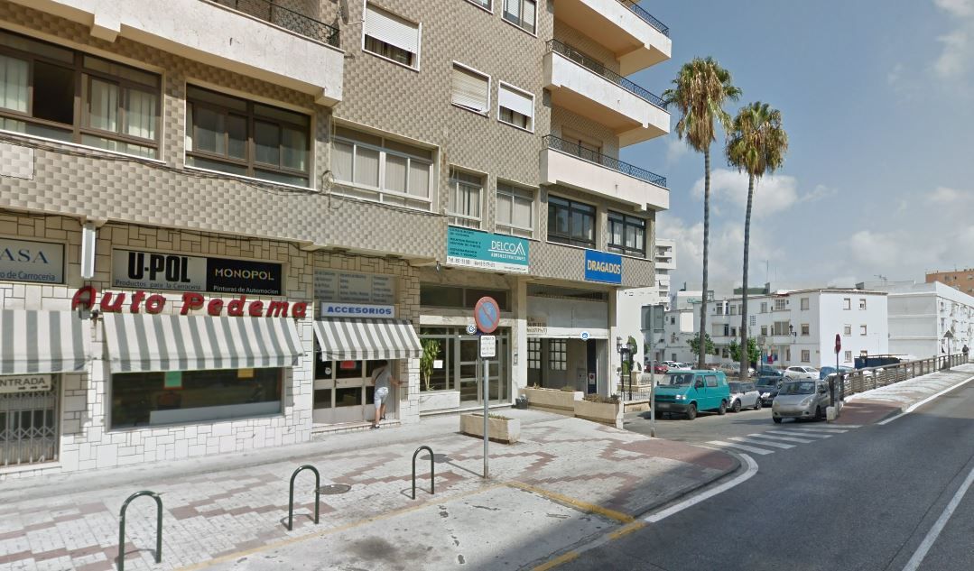 La avenida Virgen del Carmen, en Algeciras, a la altura de donde ha tenido lugar el suceso. 