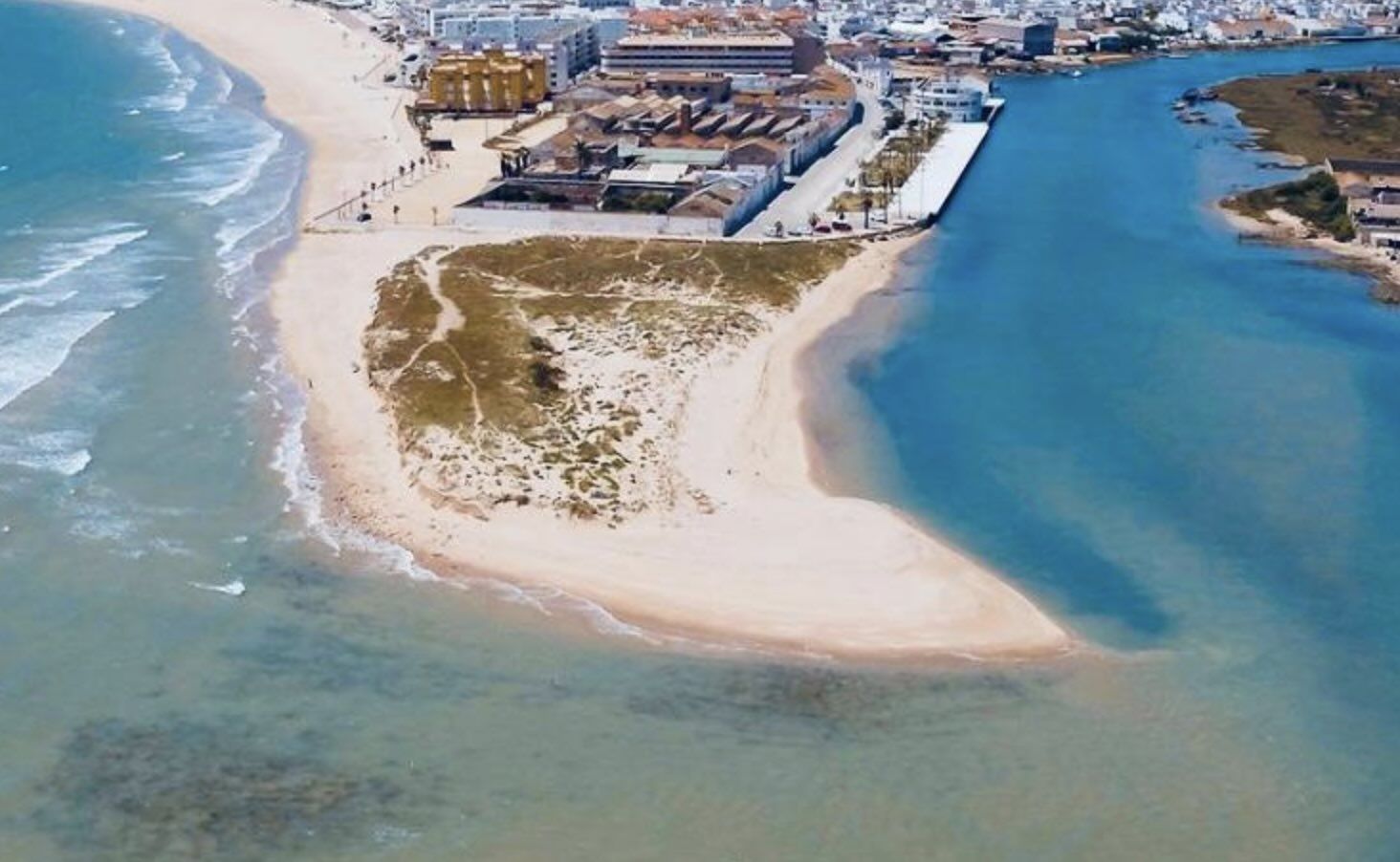 Desembocadura del río Barbate, en una imagen de redes sociales de 'Playas de Cádiz'.