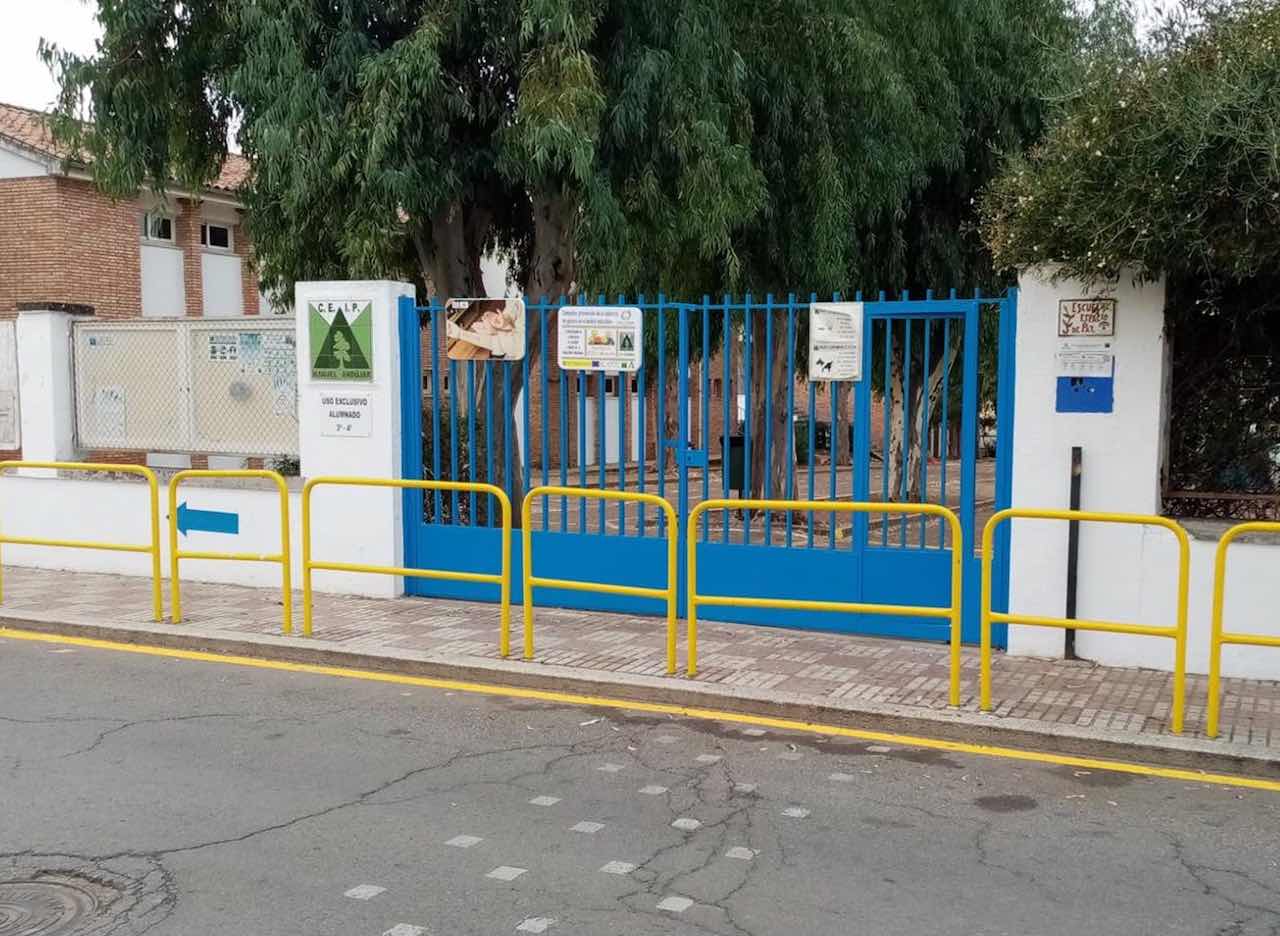 Exterior del CEIP Manuel Andújar, en una imagen de archivo.