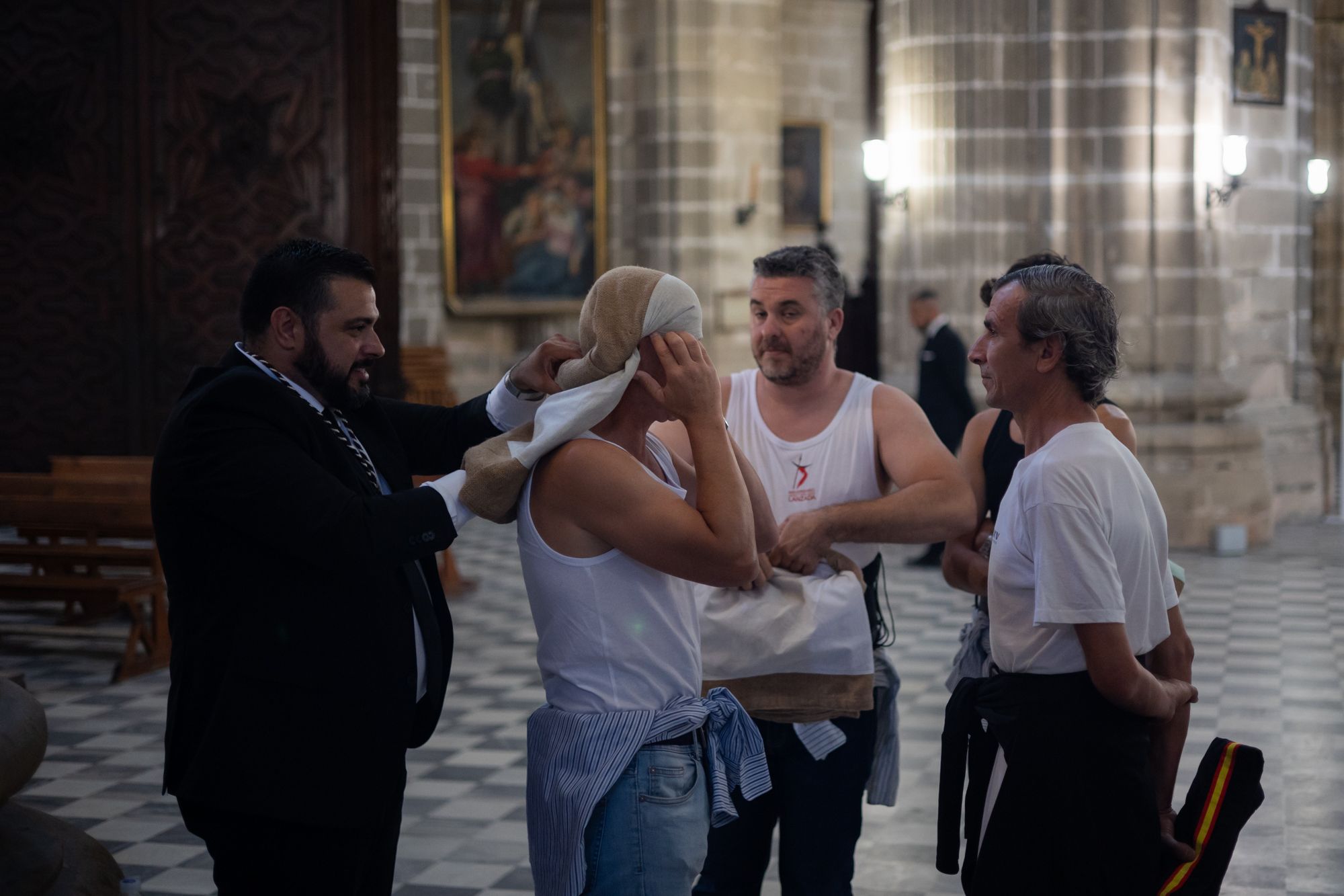 La Lanzada cierra en la calle sus 75 años