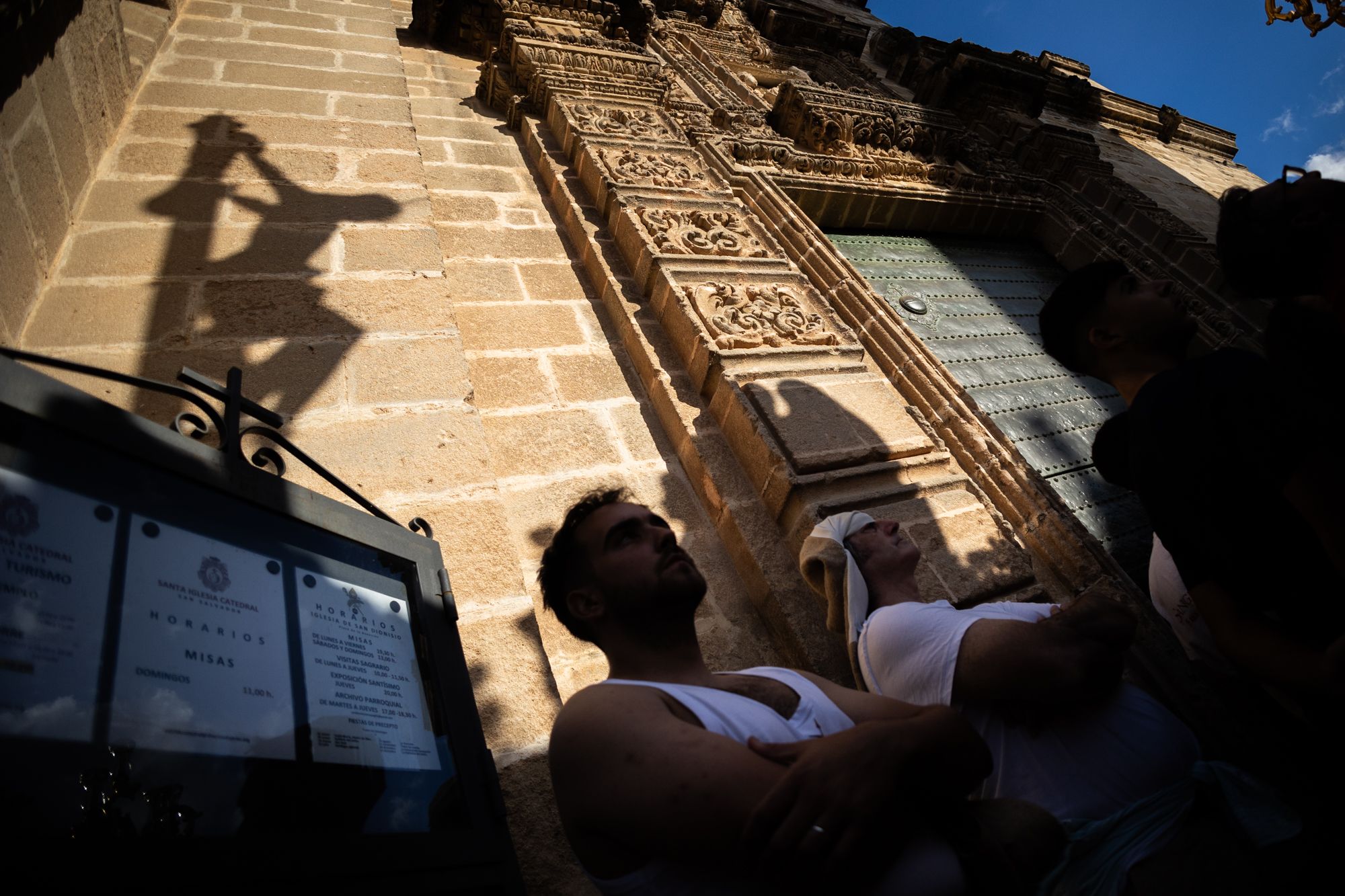 La Lanzada cierra en la calle sus 75 años