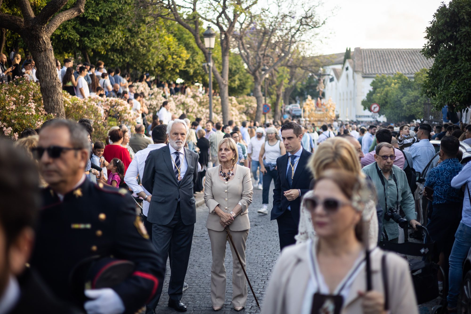 La Lanzada cierra en la calle sus 75 años