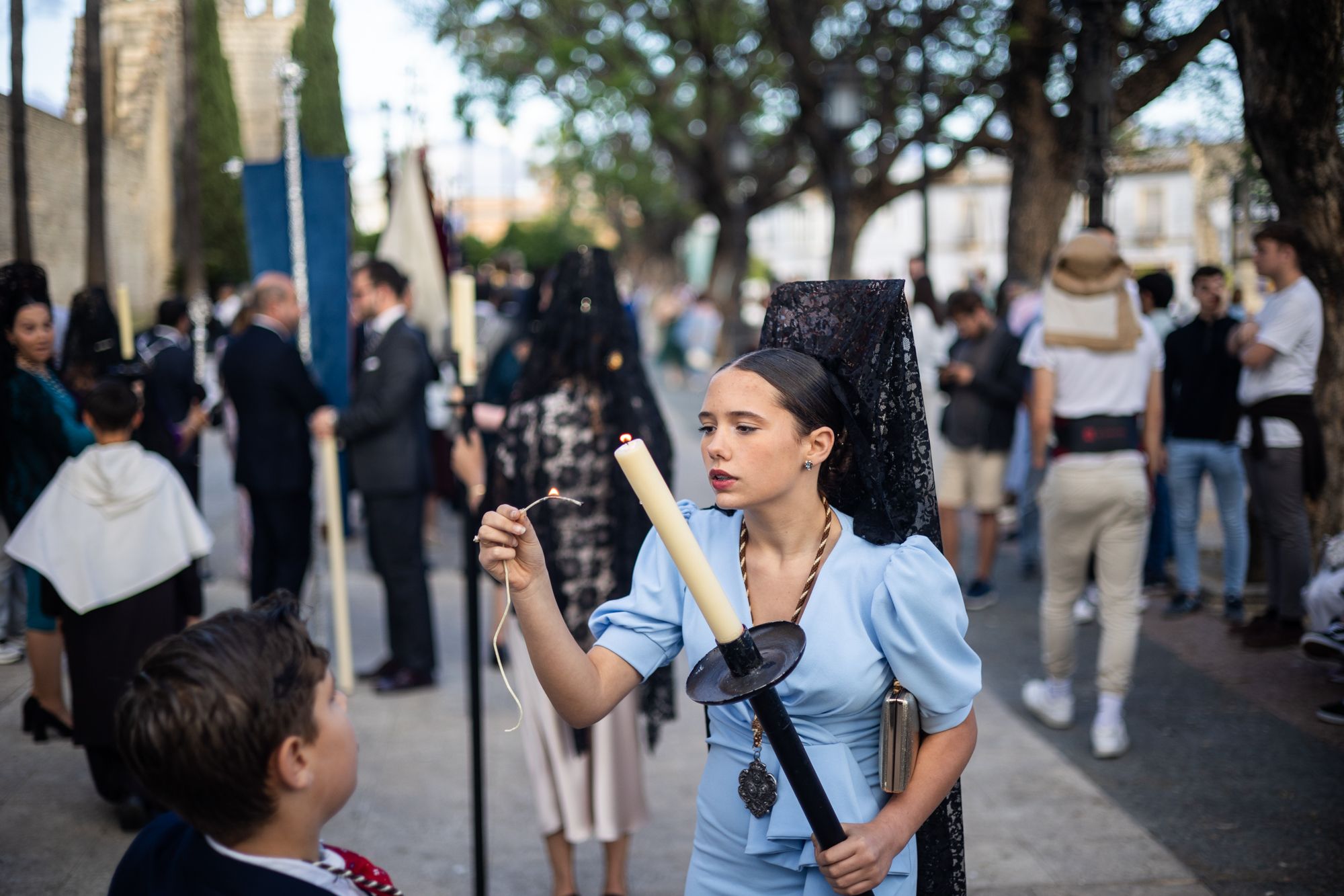 La Lanzada cierra en la calle sus 75 años