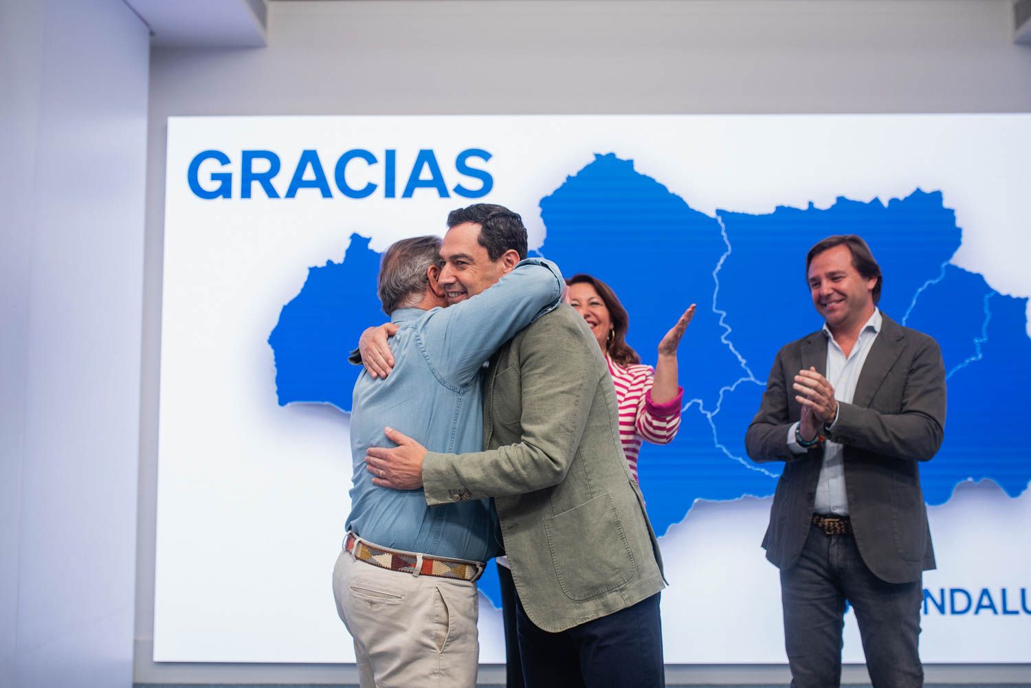 Moreno junto a Repullo en las Europeas.