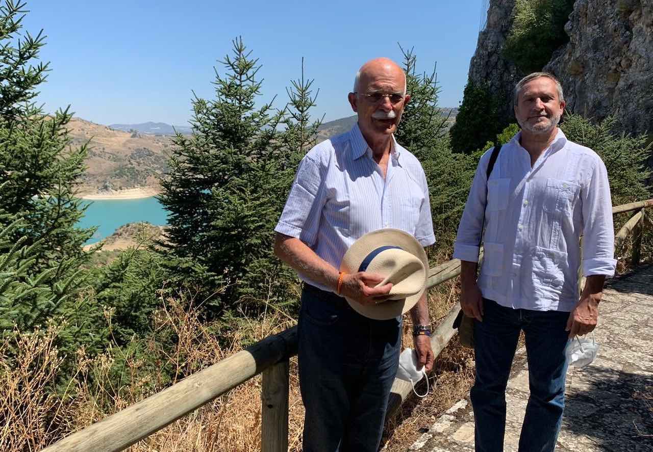 El diputado Agustín Rosety junto a José Ortells, en una imagen del perfil de Facebook de Vox Cádiz.