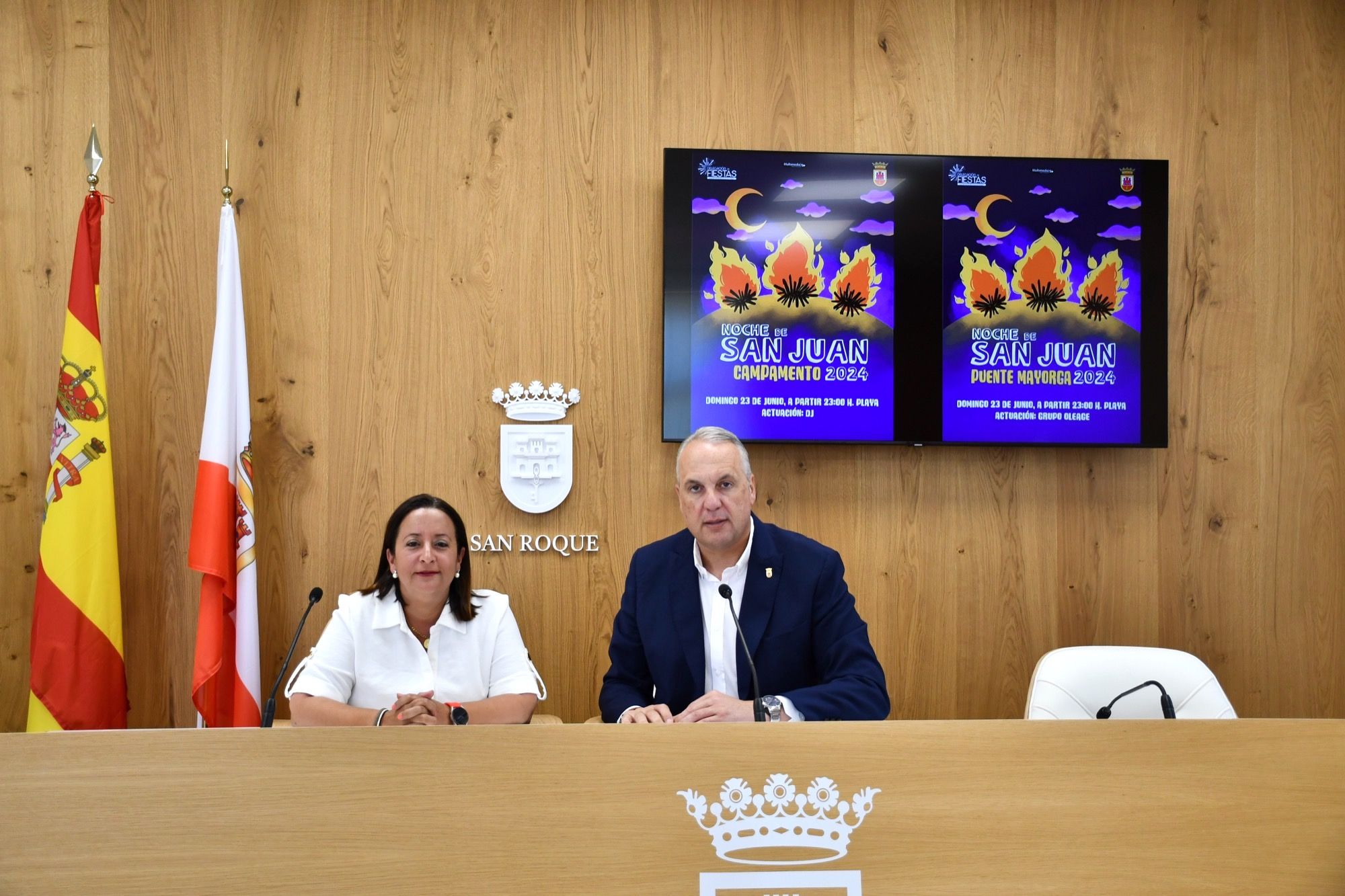 La delegada y el alcalde presentando las fiestas de San Juan.