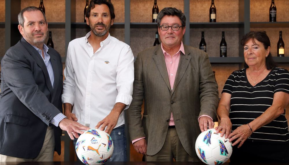 Presentación del III Torneo de Futbol Más Mujer.