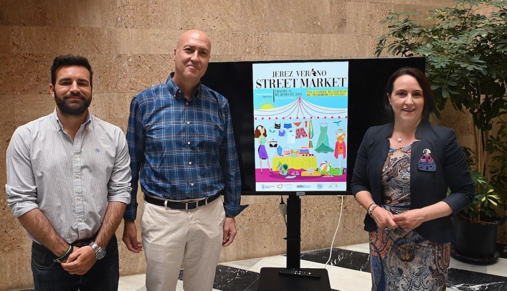 La delegada Nela García, en la presentación de 'Jerez verano Street Market'.