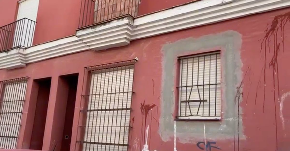 Inmueble abandonado en la barriada del Agrimensor.