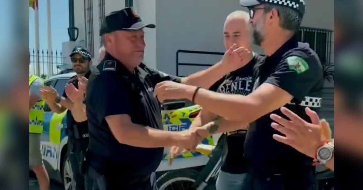 Paco, en la despedida que le han dado sus compañeros de la Policía Local de El Puerto de Santa María. 