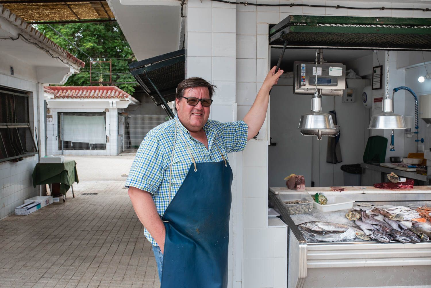 PESCADERO MERCADO CORIA 2