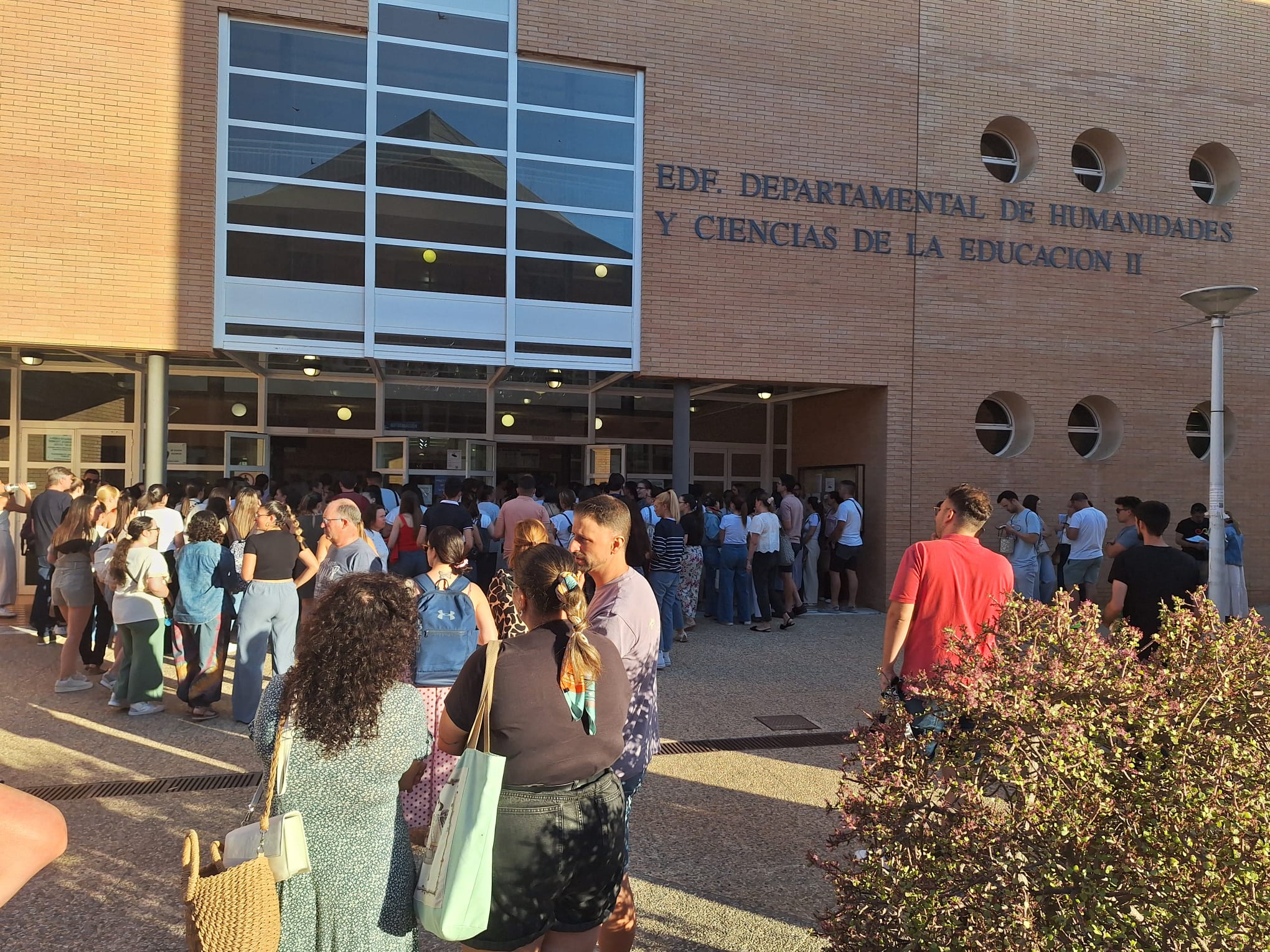 La convocatoria del examen para maestros y profesores en Andalucía.