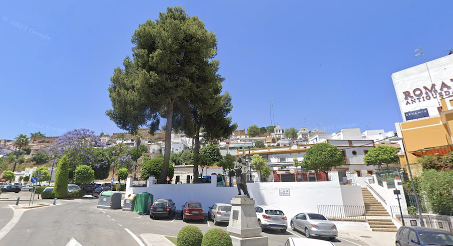 Plaza de Alcalá donde tiene lugar la proposición sexual.