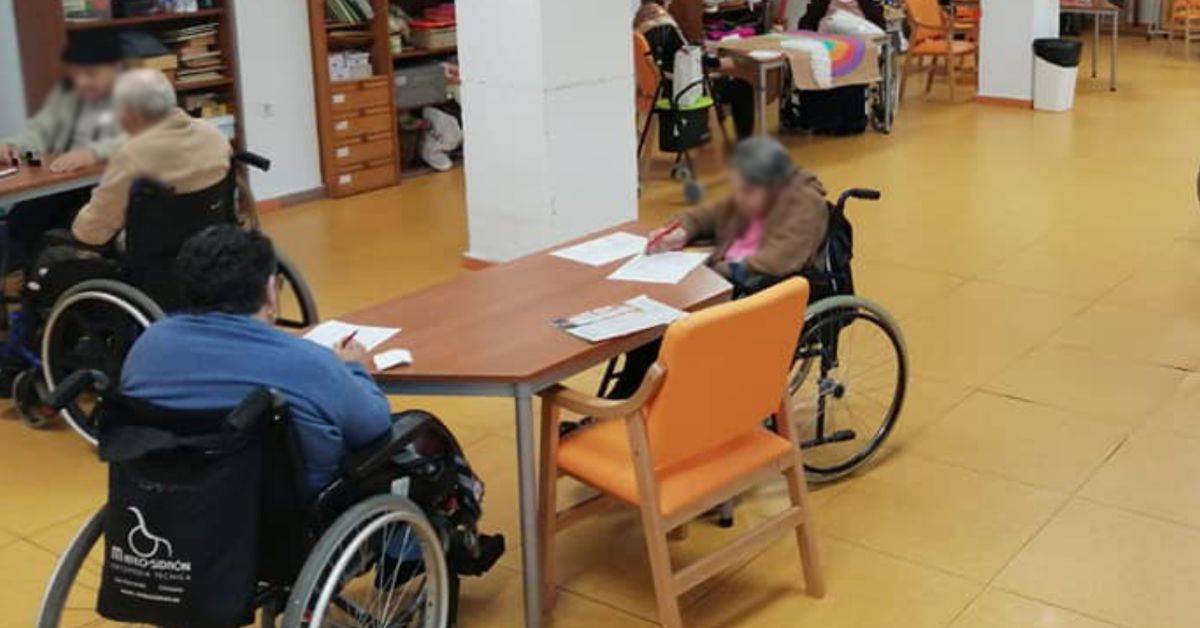 Imagen de personas mayores en situación de dependencia.