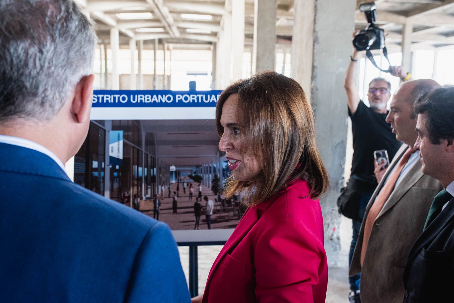 AVANCES DISTRITO URBANO PORTUARIO ALCALDE JOSE LUIS SANZ CONSEJERA FOMENTO ROCÍO DÍAZ JIMÉNEZ PRESIDENTE AUTORIDAD PORTUARIA RAFAEL CARMONA 3