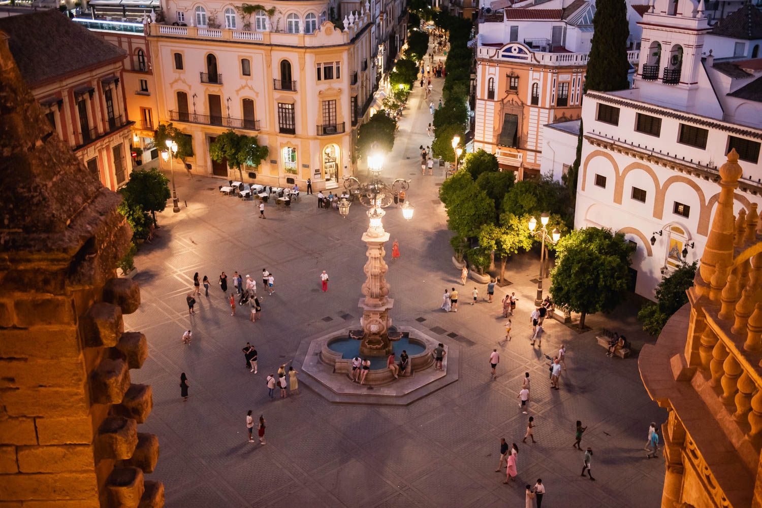 Un noche agradable en el centro de Sevilla.