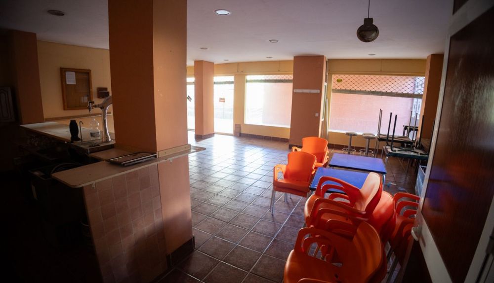 Interior del local de la asociación vecinal Las tres fases de Fermesa.