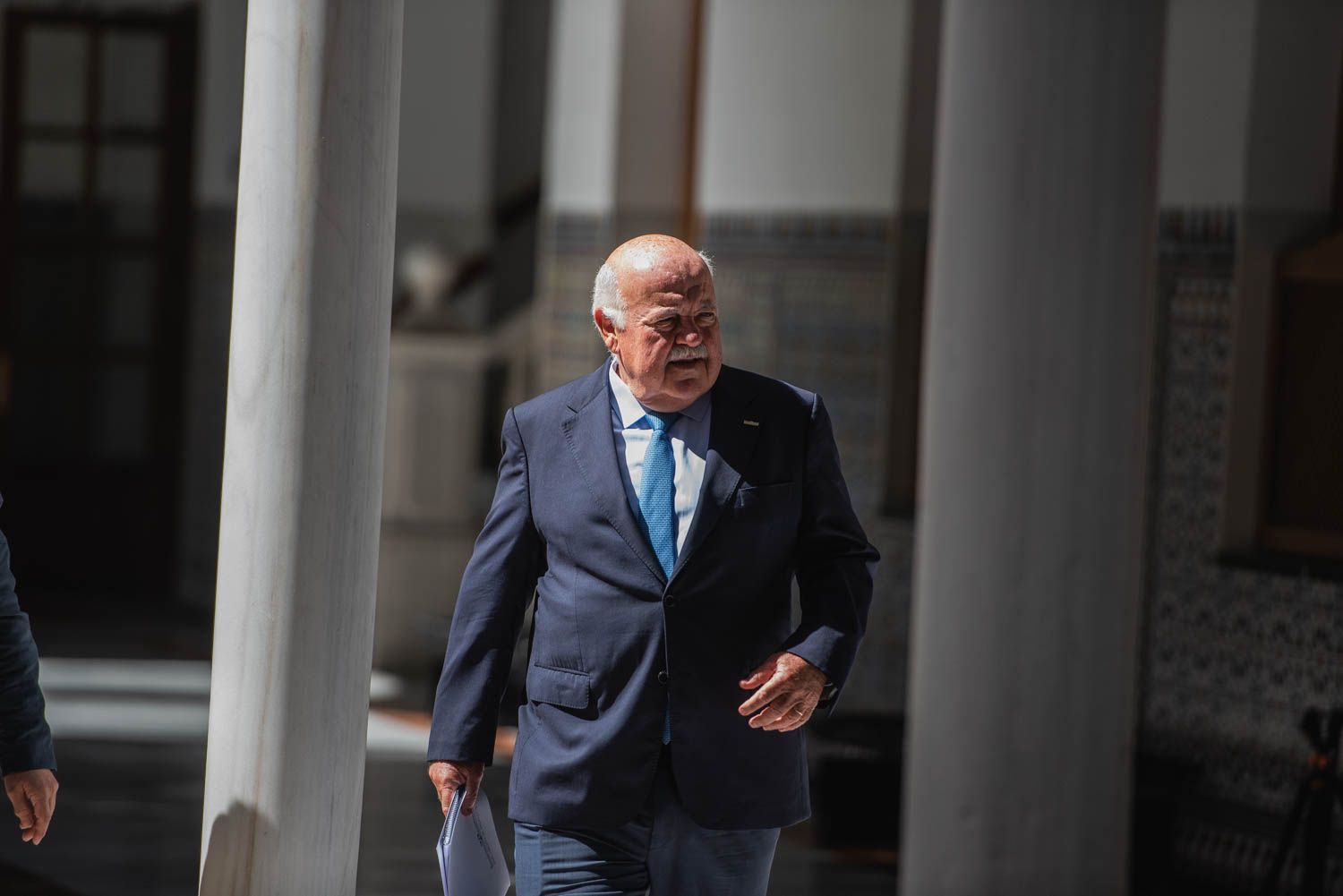 Jesús Aguirre en el Parlamento.