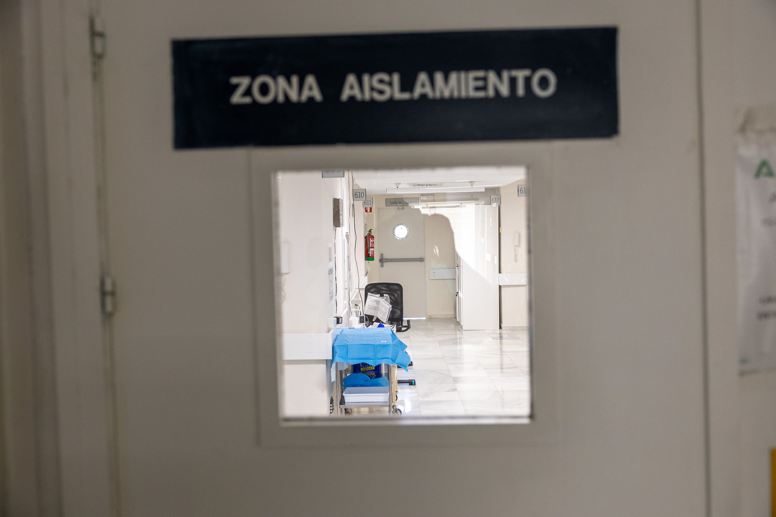 Zona de aislamiento, por la que en ocasiones para algunos tratamientos pasan los pacientes hematológicos.