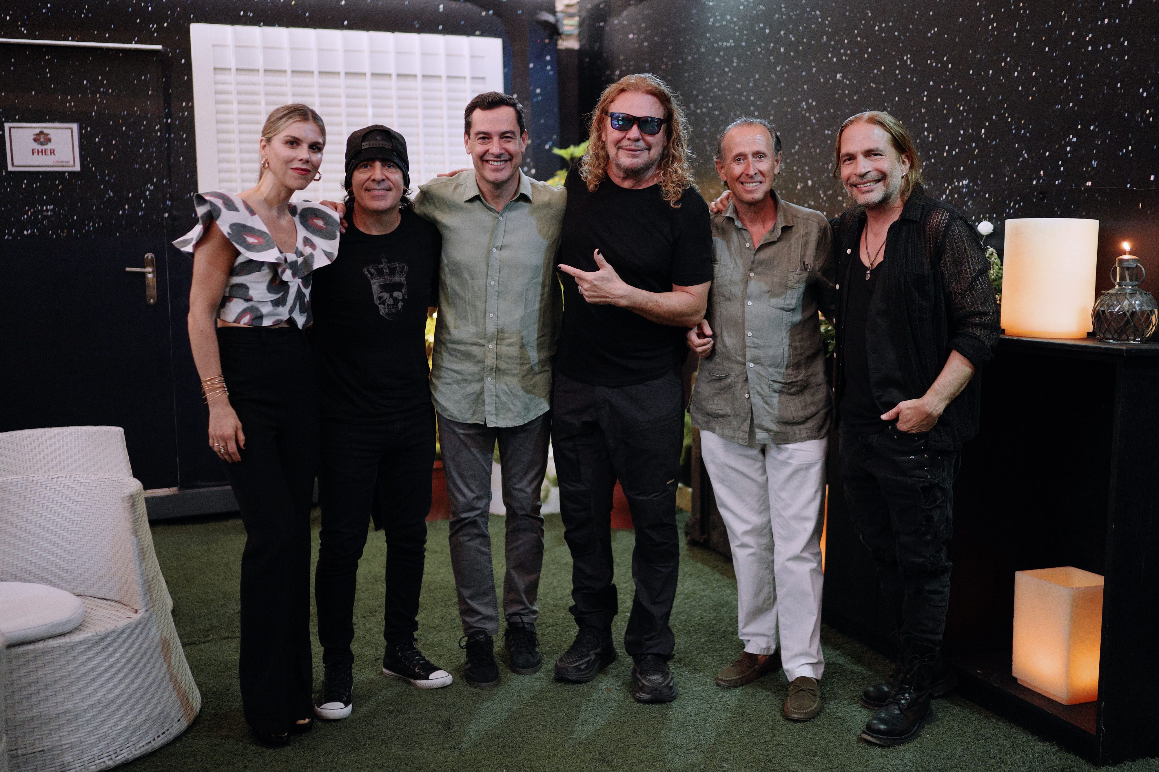 Maná, con Juanma Moreno y José María Román, en el Concert Music Festival.