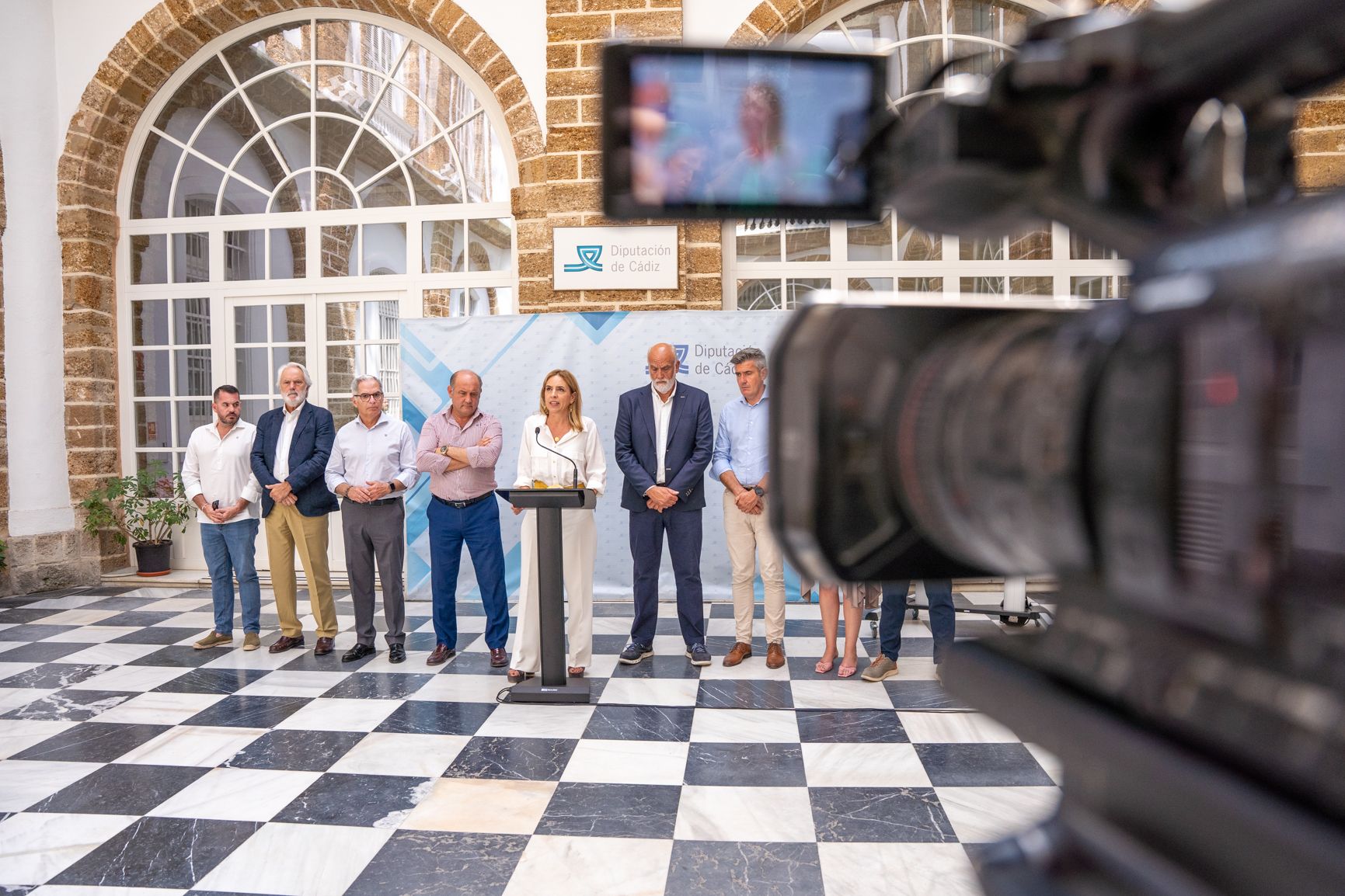 El equipo de gobierno de la Diputación de Cádiz, en una imagen de archivo.