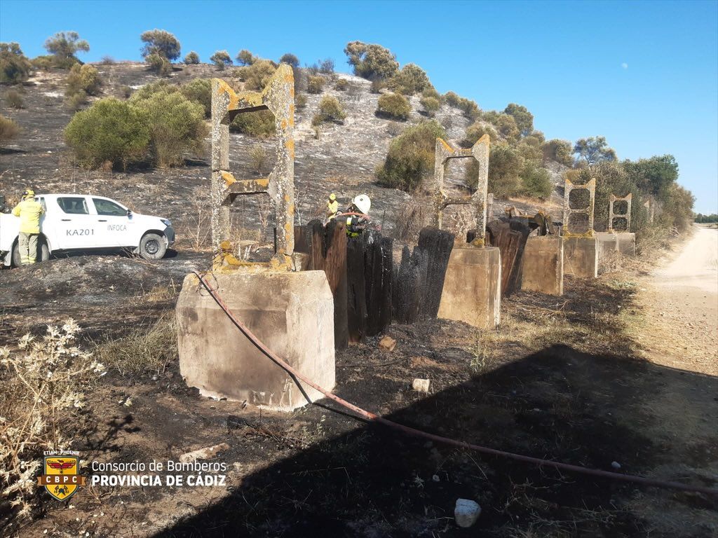Una imagen del incendio en los Cerros de La Ina.