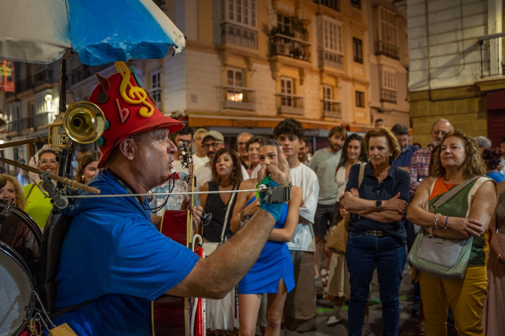 La noche de carnaval en el Pópulo, en imágenes.