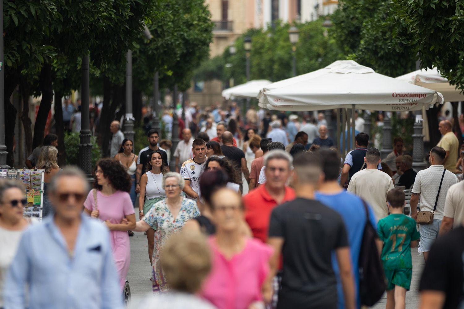 Ambiente en la zona comercial del centro de Jerez, en una imagen de archivo. 