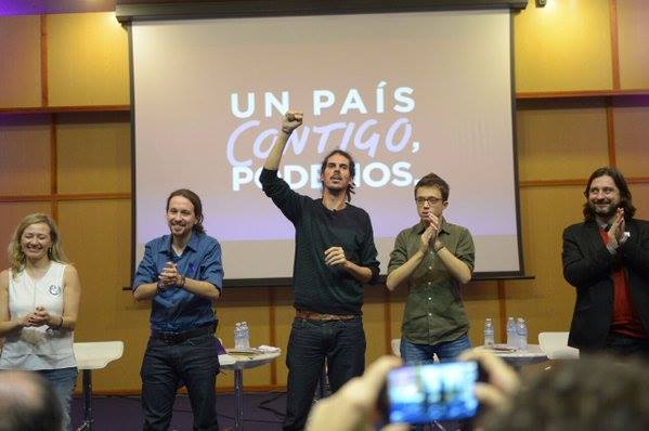 Alberto Rodríguez, con el puño en alto, en una imagen de archivo.