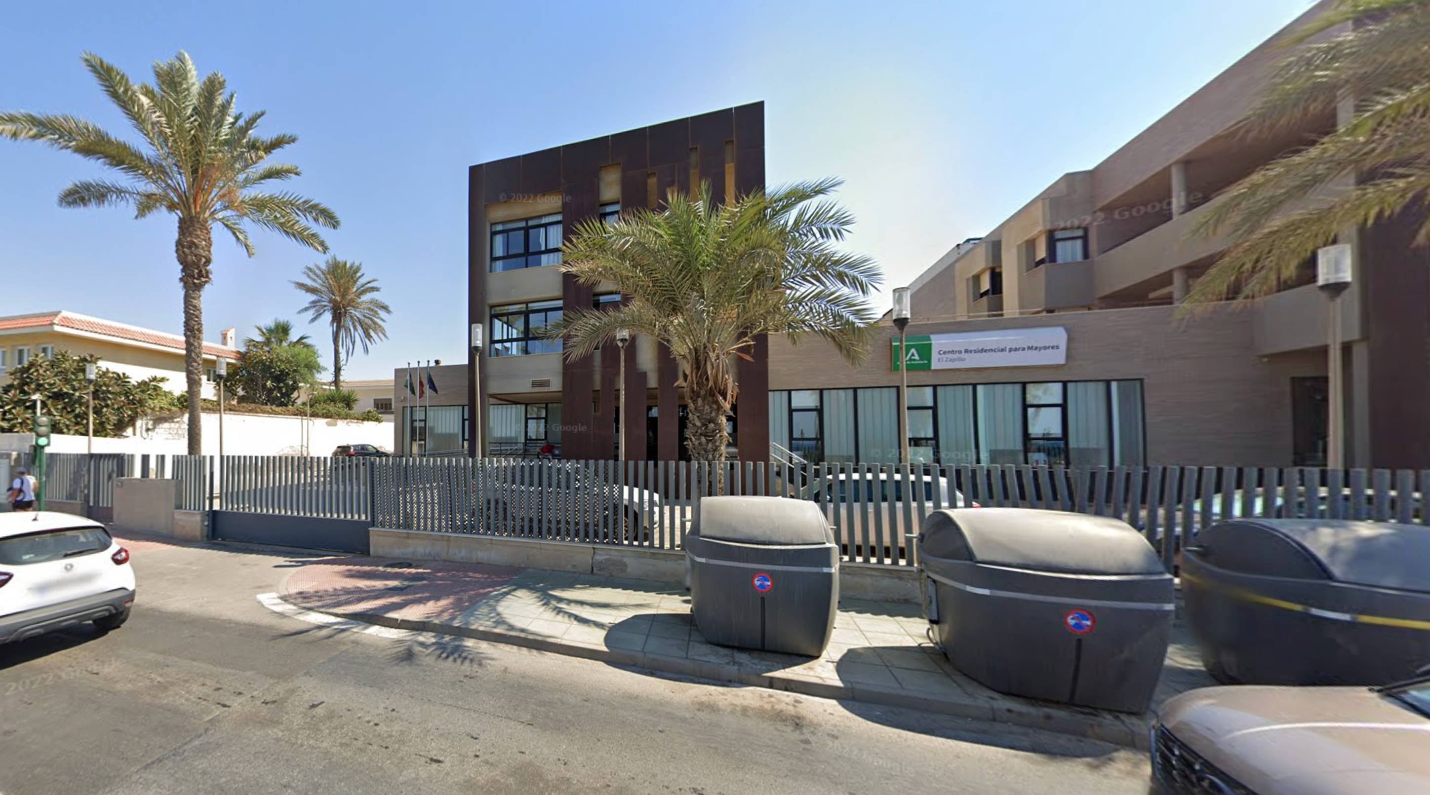 Residencia El Zapillo, en Almería, en una imagen de Google Maps.