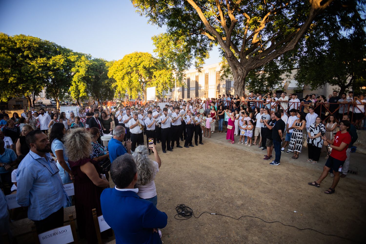 Colocación de la primera piedra de la casa de hermandad de Bondad y Misericordia