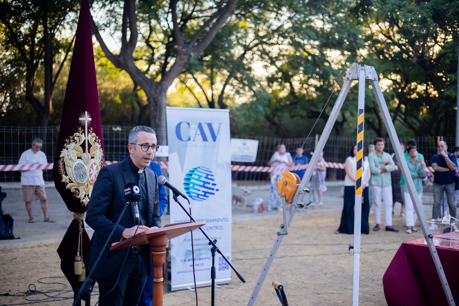 Colocación de la primera piedra de la casa de hermandad de Bondad y Misericordia