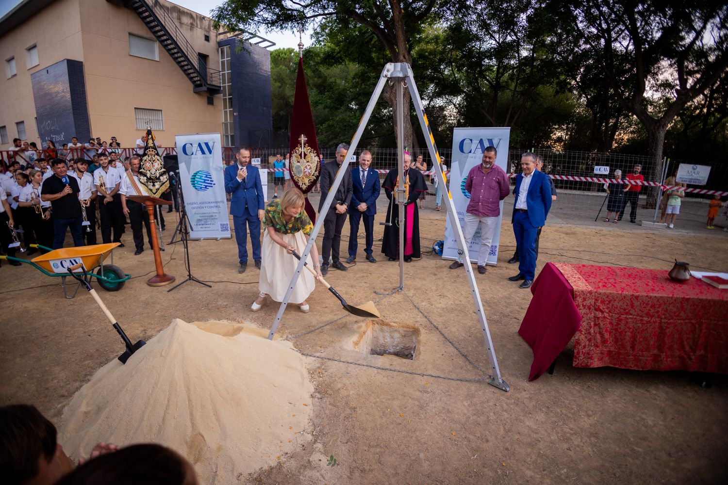 Colocación de la primera piedra de la casa de hermandad de Bondad y Misericordia