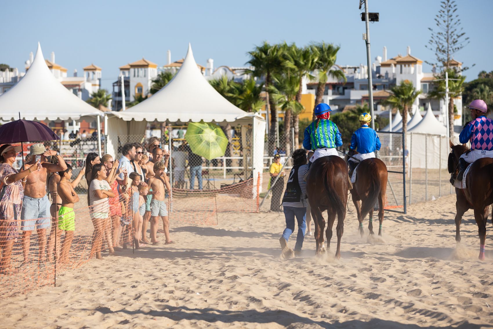 Segunda jornada del primer ciclo de las carreras de caballos en Sanlúcar