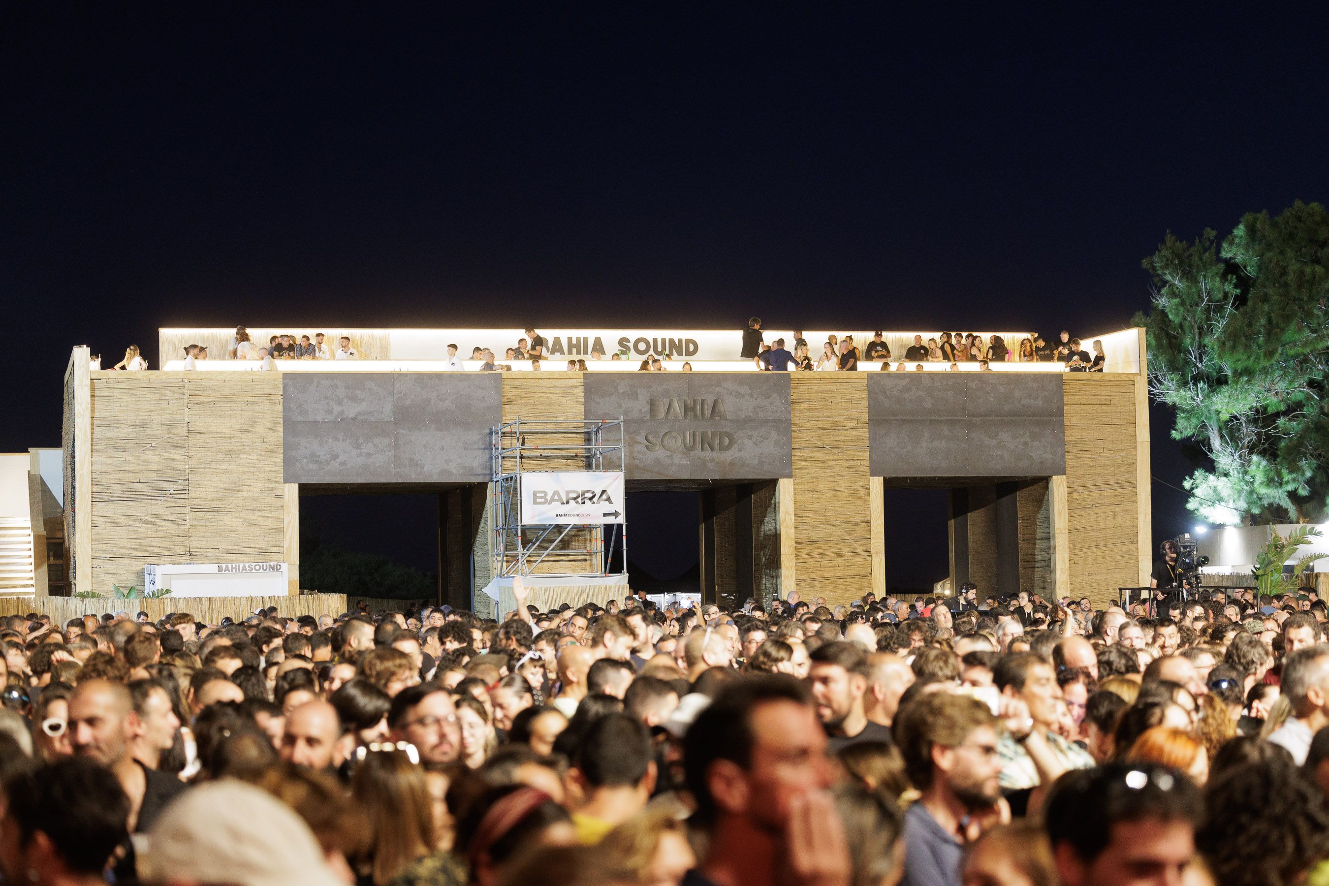 Robe en el Bahía Sound de San Fernando