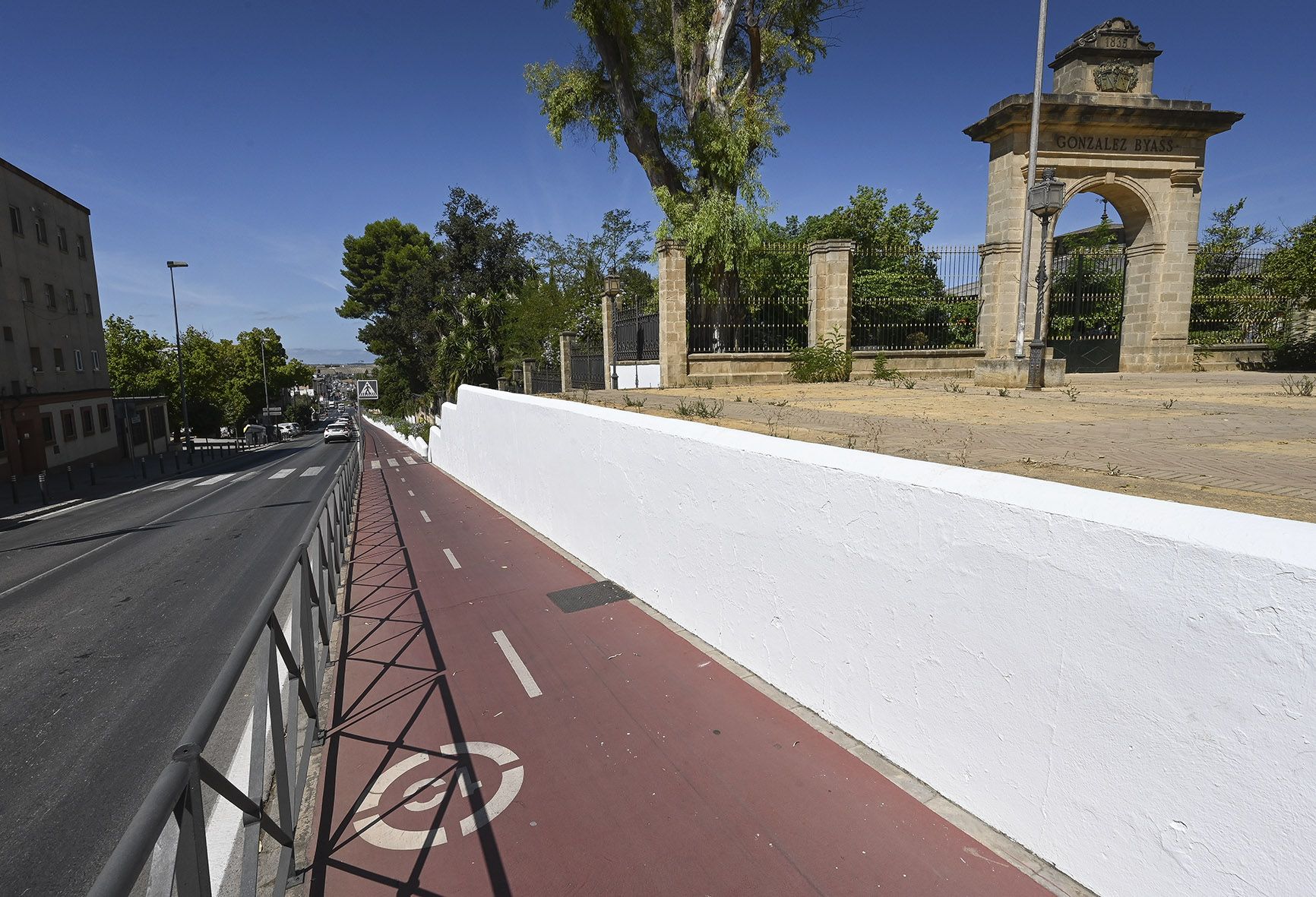 La calle Puerto, donde el Ayuntamiento de Jerez está realizando "trabajos de adecentamiento".