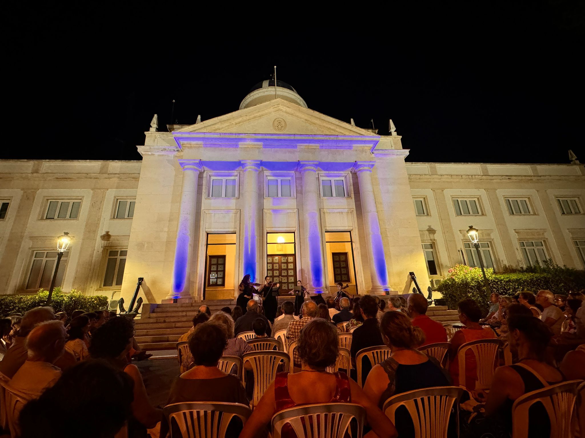 Un momento del concierto con el que concluyeron los actos de conmemoración en Cádiz.