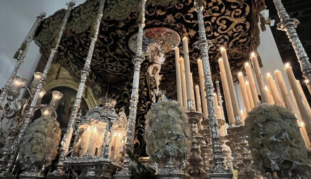 Palio del Mayor Dolor de Ayamonte en el que procesionará El Amparo.