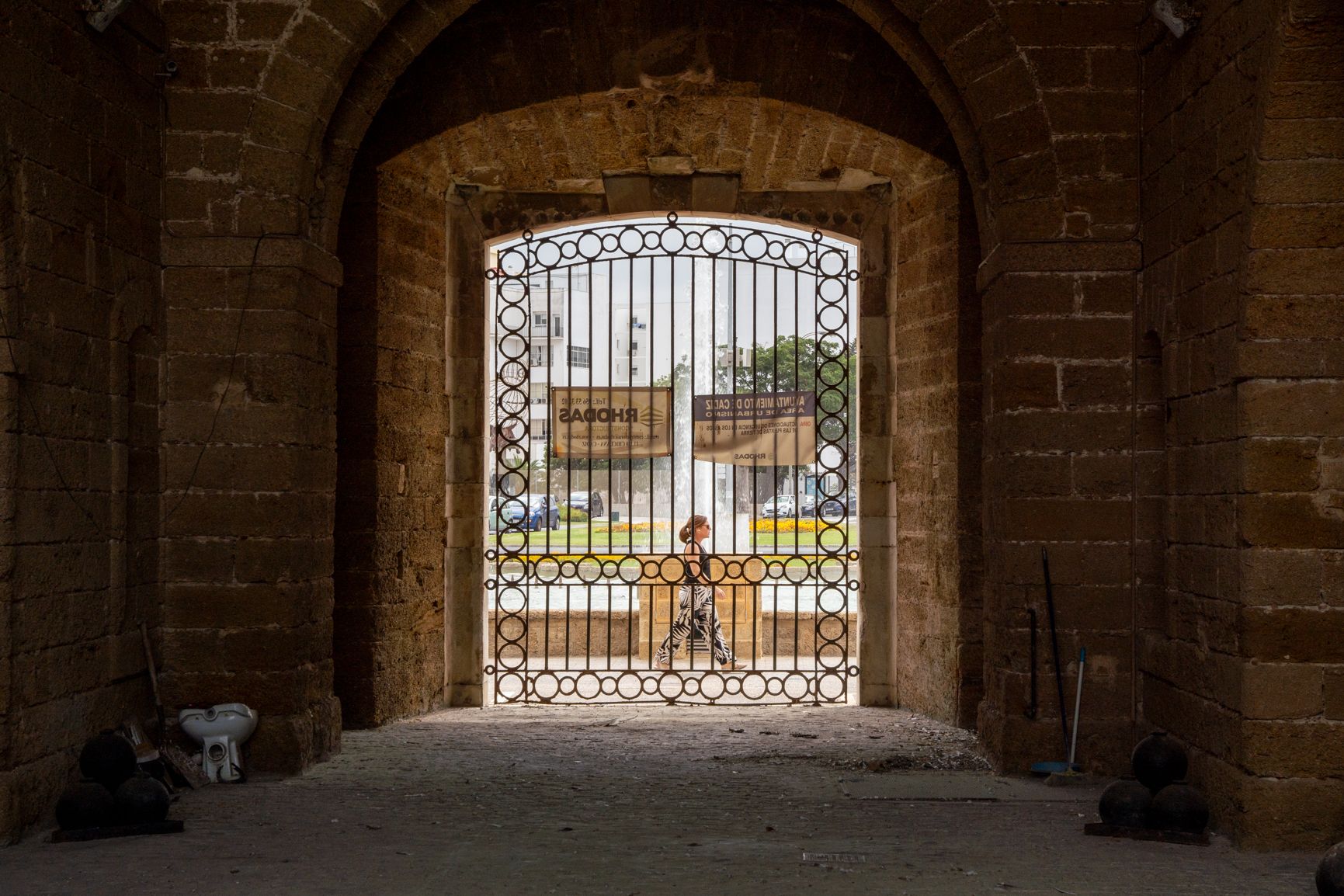 Un acceso en las Puertas de Tierra 