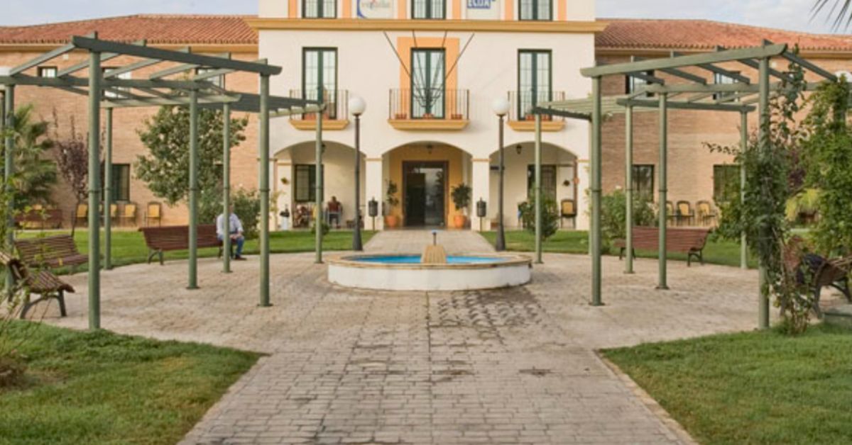 La residencia de Écija en la que ha tenido lugar el crimen. La residencia de Écija en la que ha tenido lugar el crimen.