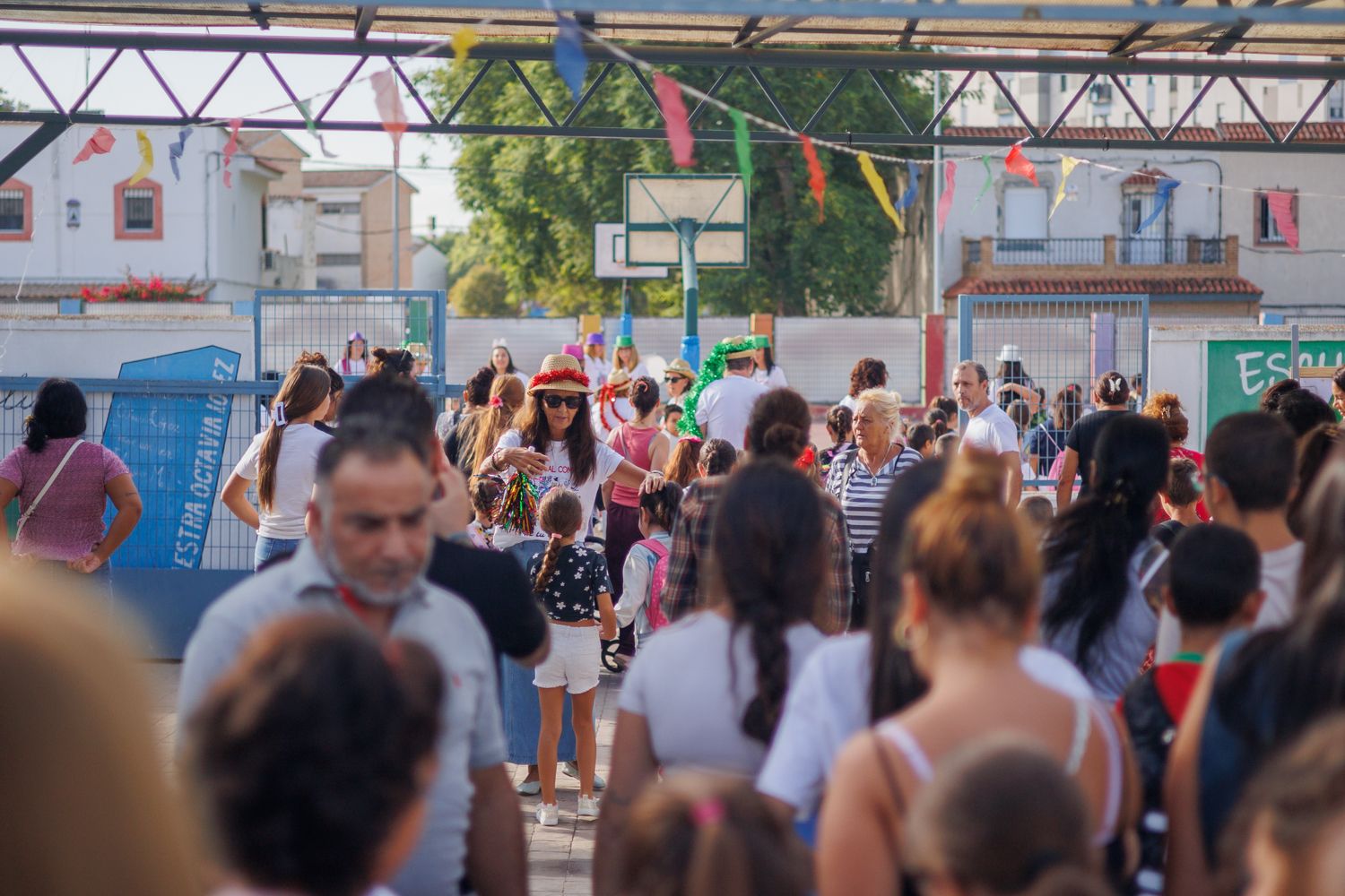 Batucada en el CEIP Federico Mayo para comienzo al nuevo curso