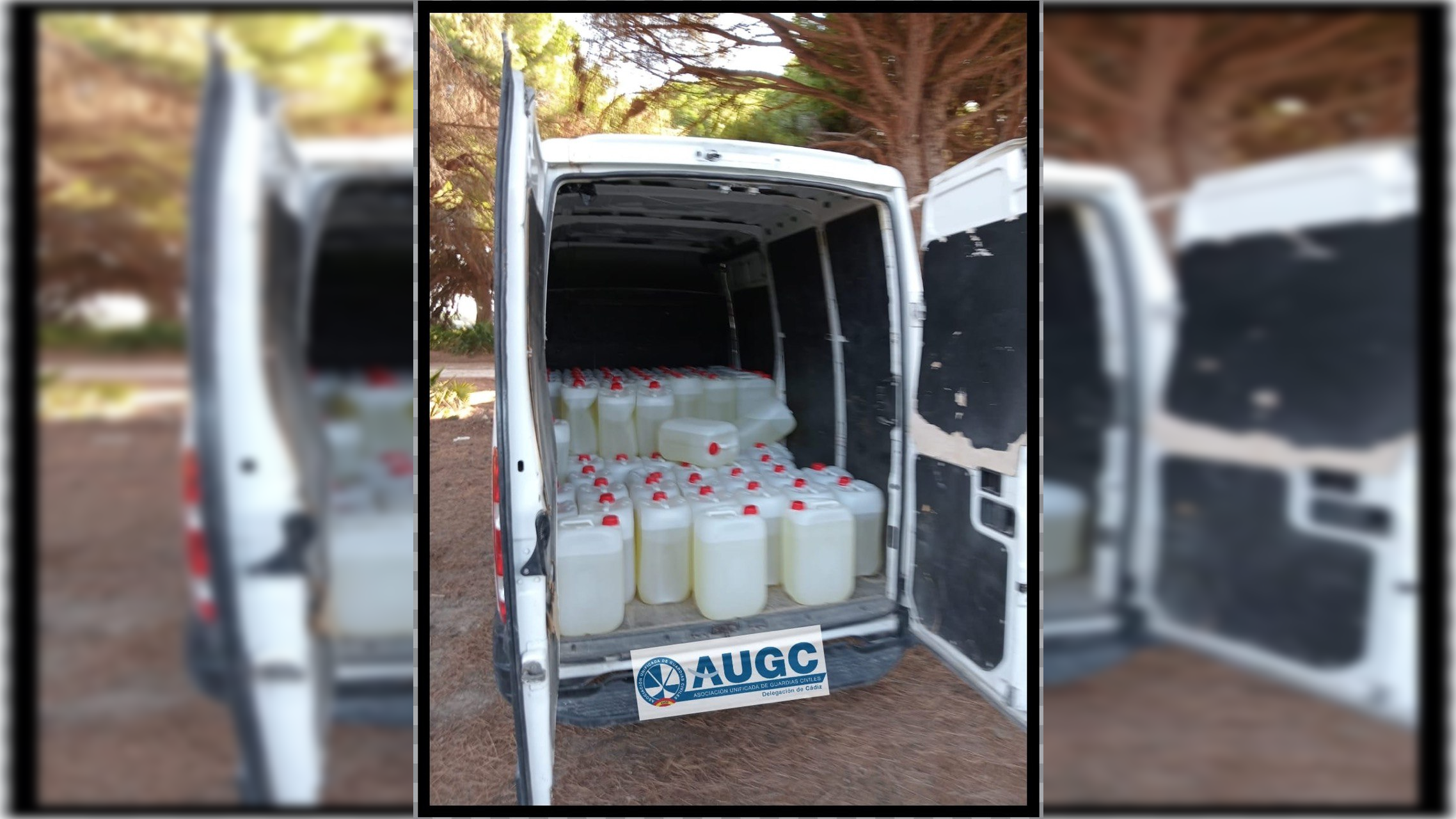 La furgoneta cargaba 1.900 kilos de gasolina para el narco.