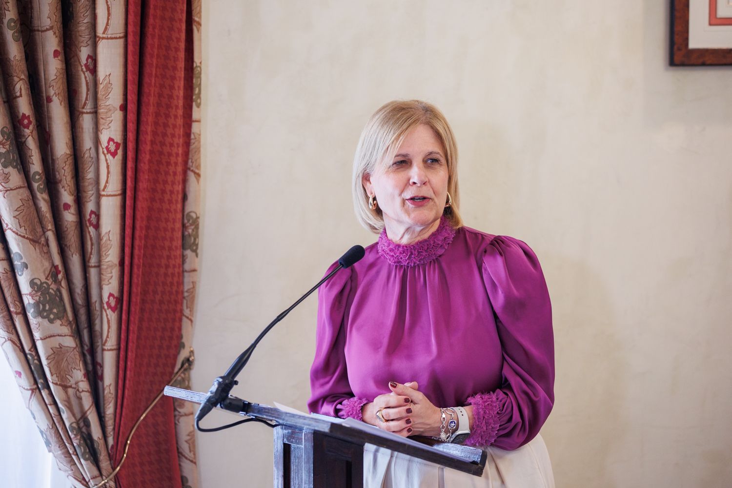 Los Reyes Magos y la Cartera Real de 2025 visitan el ayuntamiento de Jerez