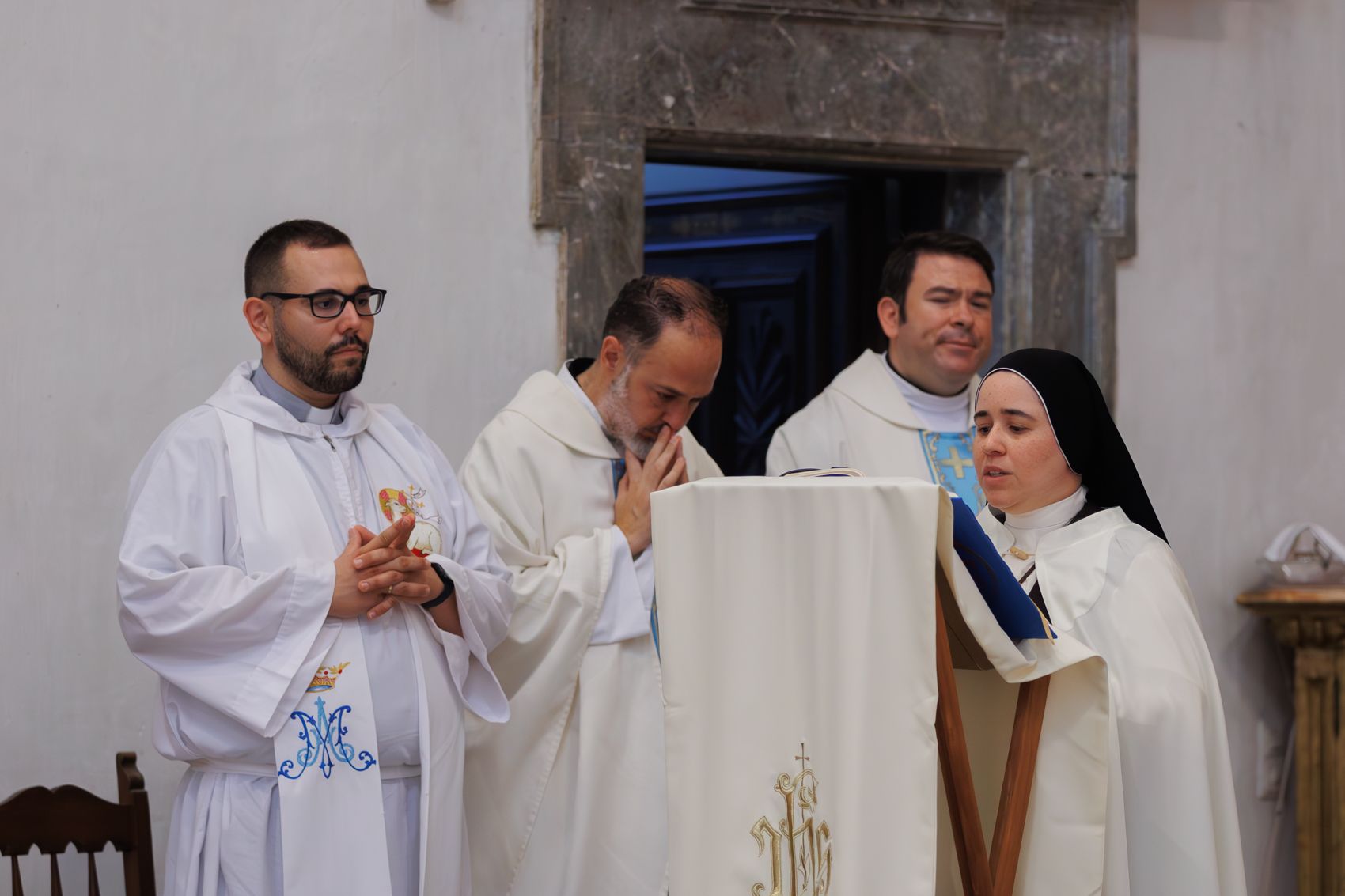 Presentación de las hermanas Carmelitas en la Cartuja