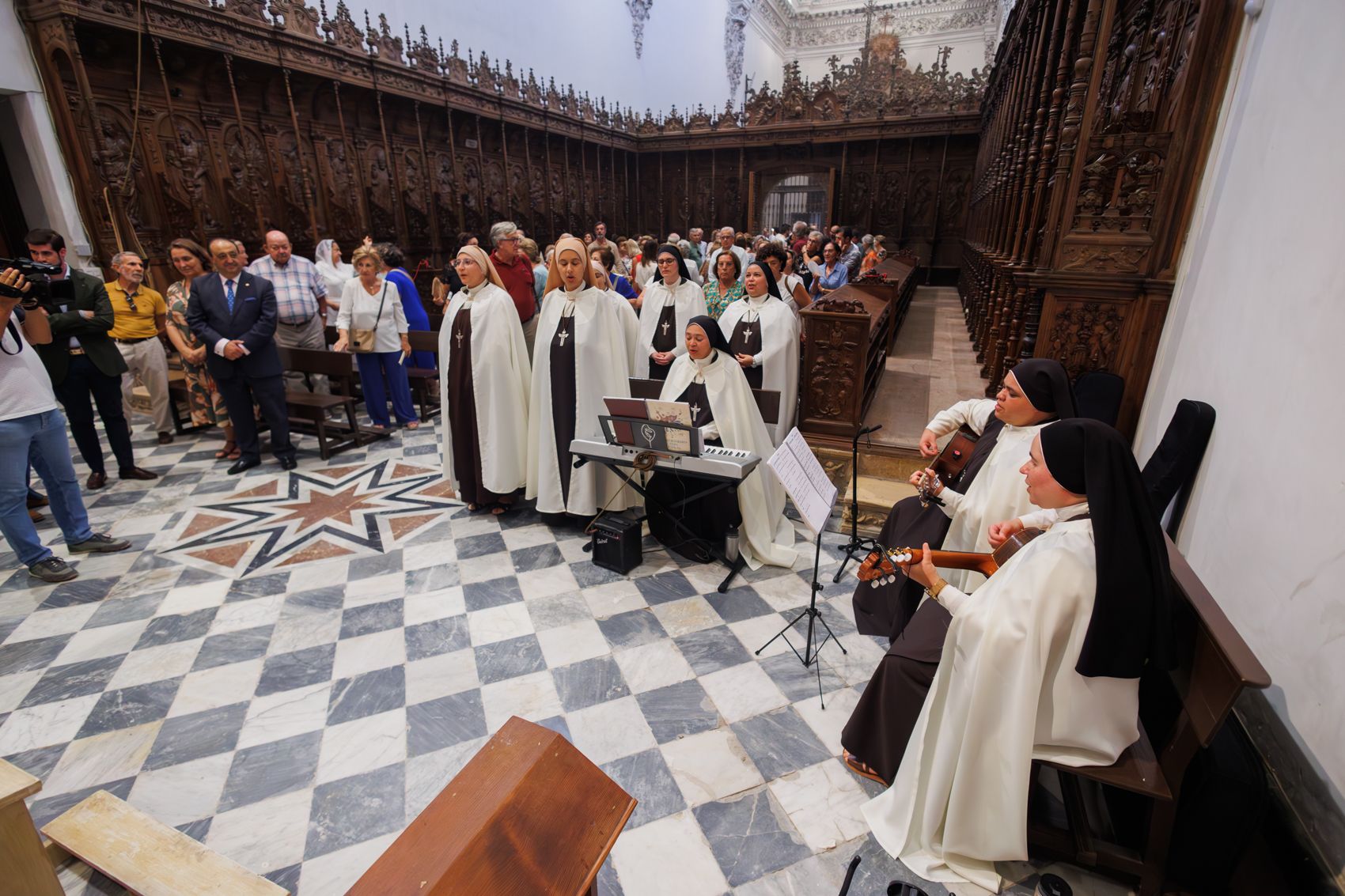 Presentación de las hermanas Carmelitas en la Cartuja