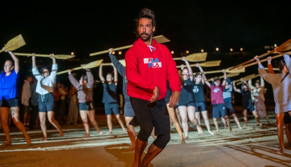 Ensayo La Fura dels Baus en la playa de La Caleta.
