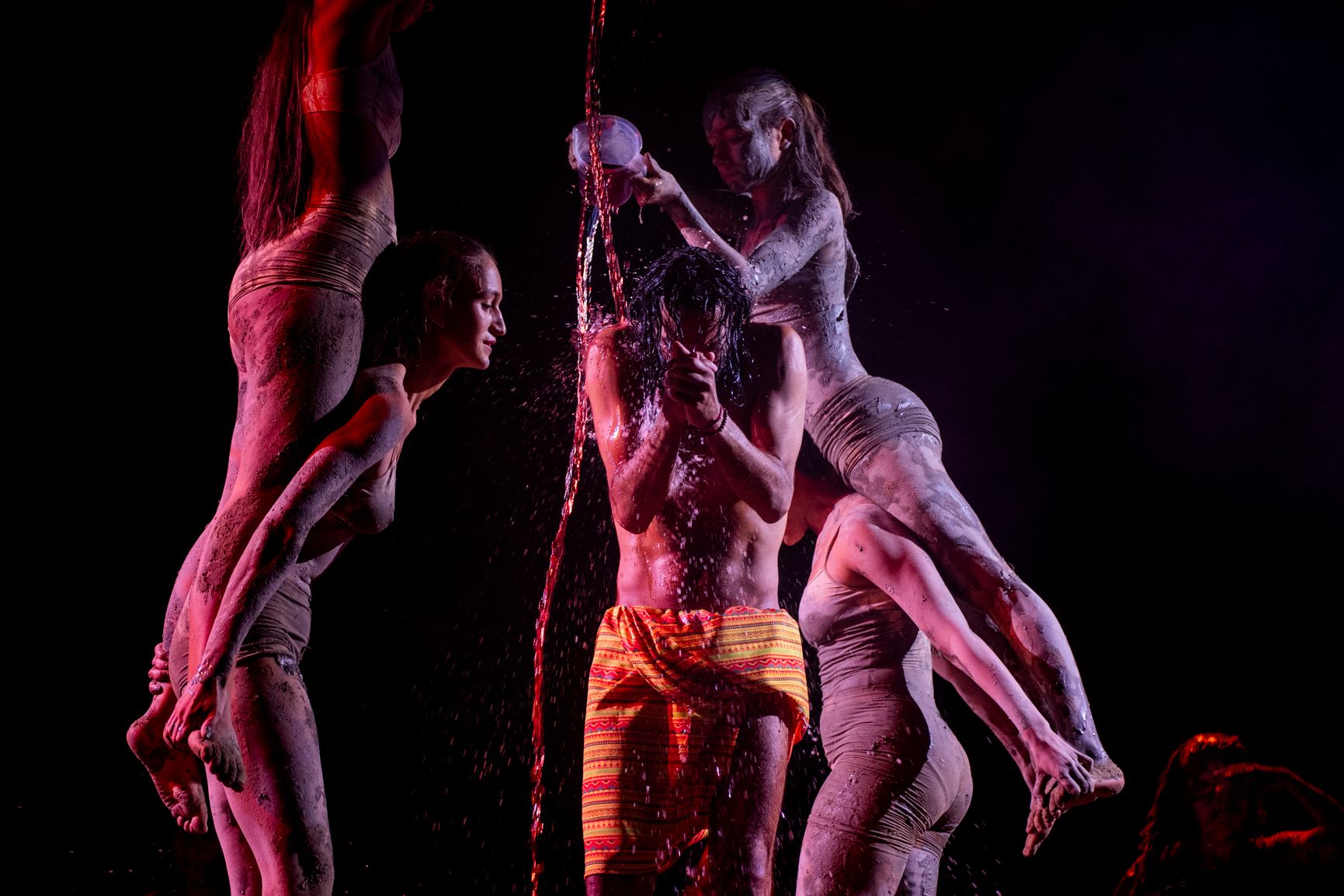 Los fenicios desembarcan en Cádiz: La Caleta y los gaditanos caen ante la fuerza de los baus