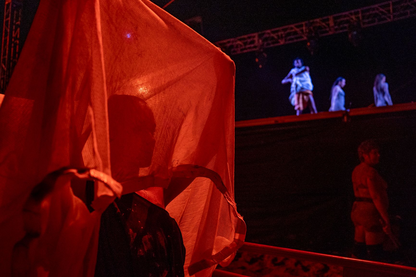 Los fenicios desembarcan en Cádiz: La Caleta y los gaditanos caen ante la fuerza de los baus