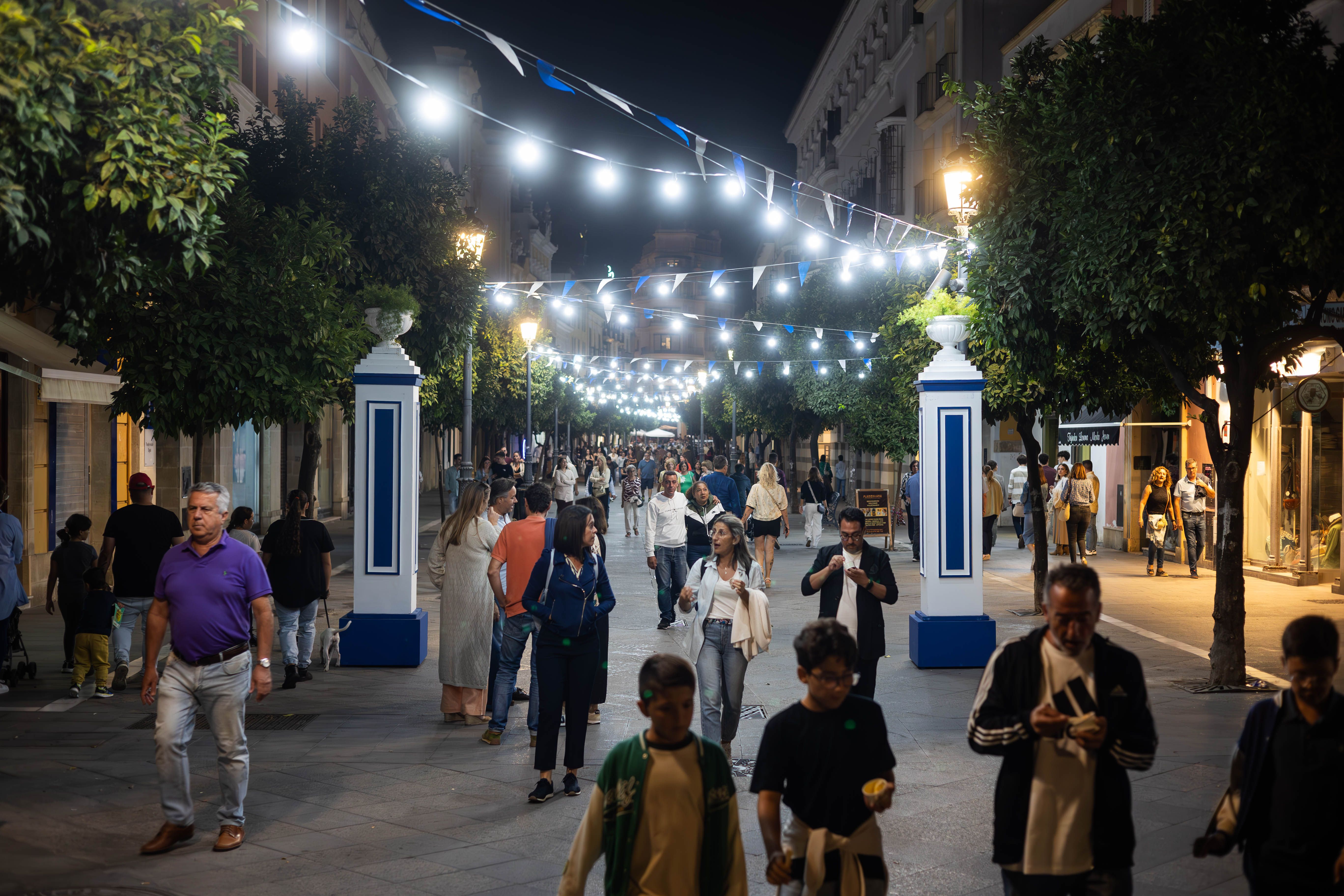 Una pasada edición de la Noche Azul y Blanca de Jerez. Una pasada edición de la Noche Azul y Blanca de Jerez.