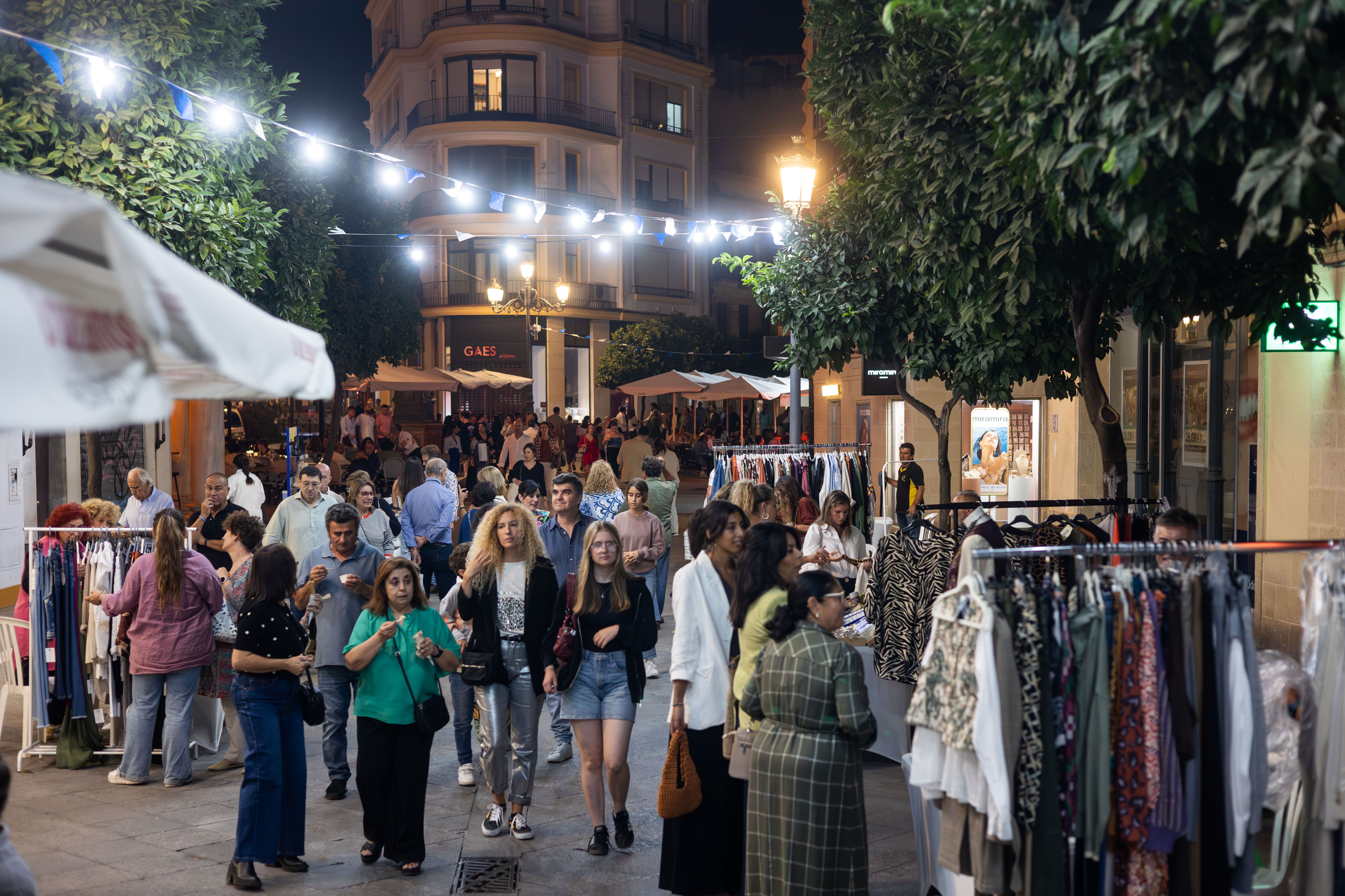 Una edición de la Noche Azul y Blanca en Jerez. Una edición de la Noche Azul y Blanca en Jerez.